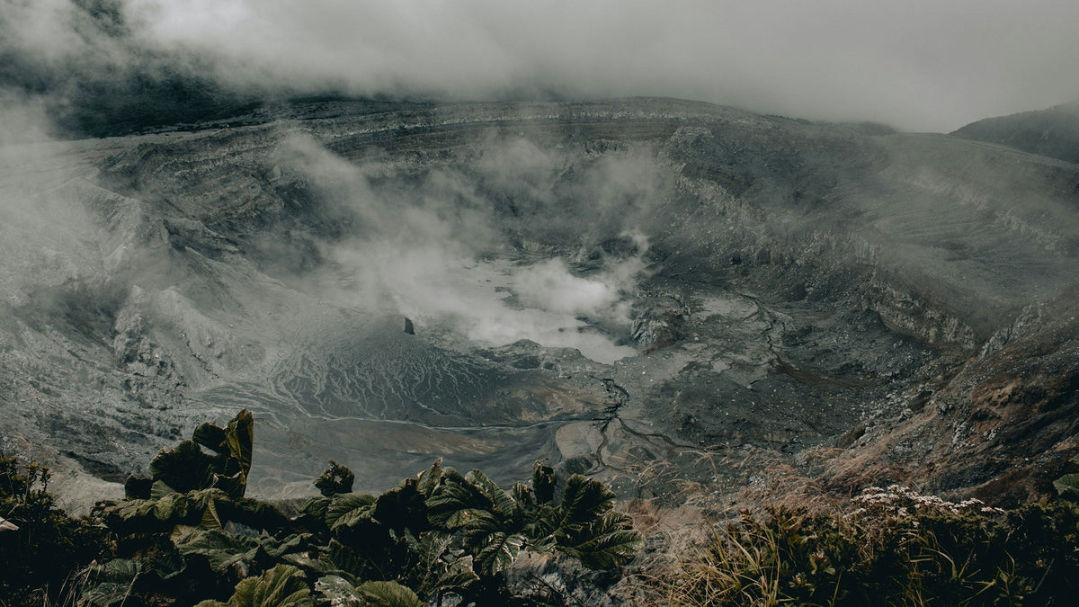Costa Rica Volcano Guide: Active Volcanoes, Hot Springs & Hiking Trail