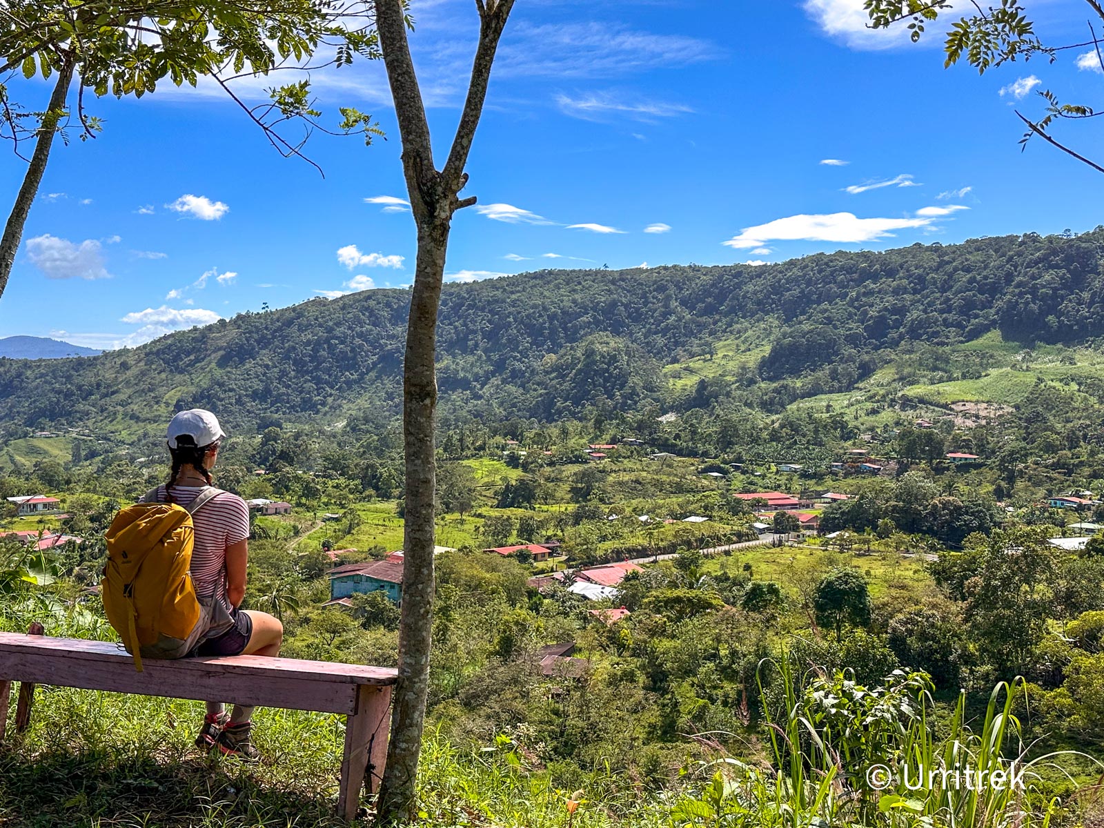 Mountain view of Bajo Pacuare Stage 5